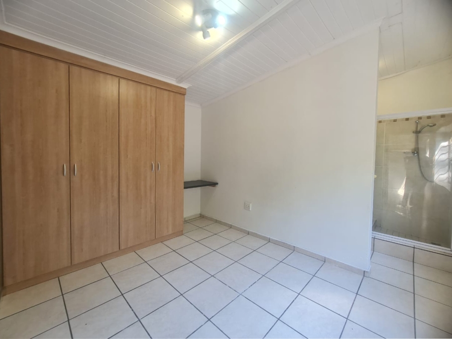 6 Bedroom Property for Sale in Meerhof North West